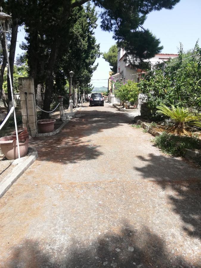 Wild Paradise Canosa di Puglia Bagian luar foto